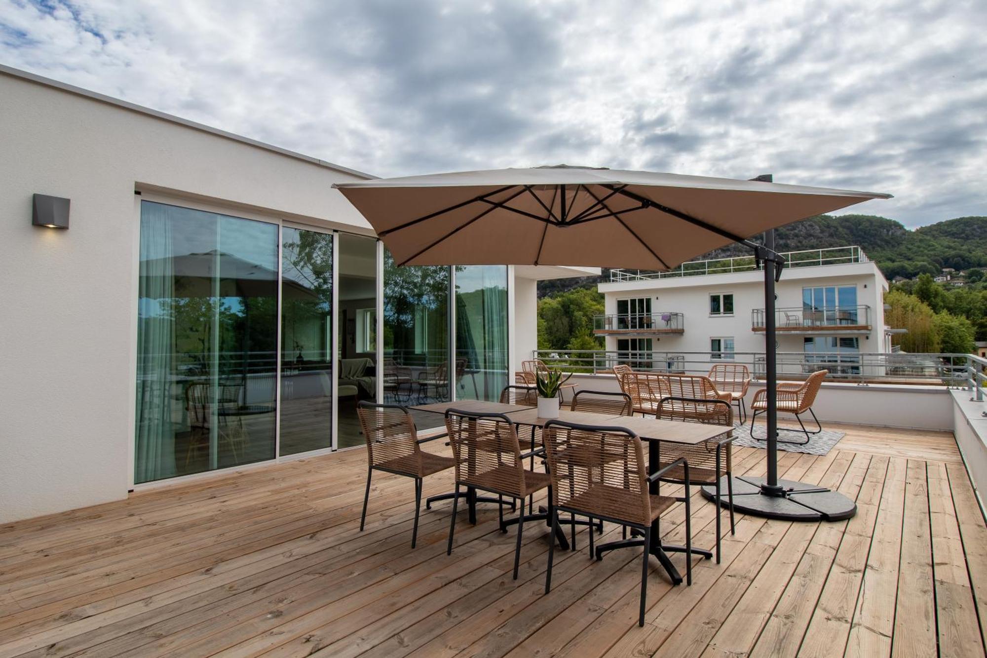 Shana Hotel & Residence Шана Екстер'єр фото
